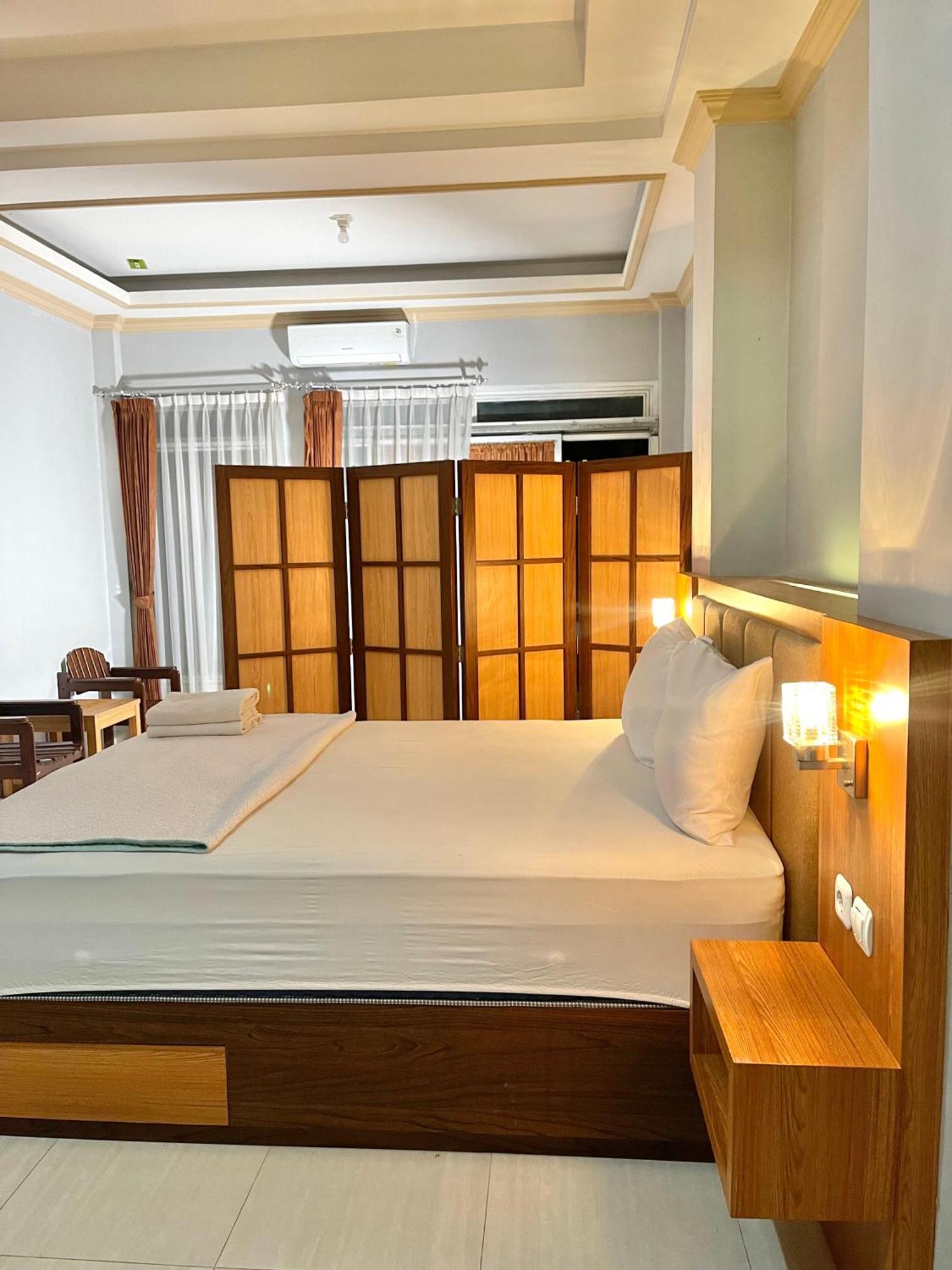 Penginapan Wesbobo